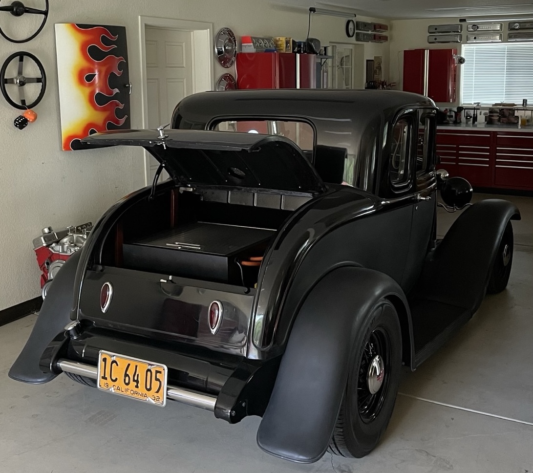 Bonnie the Electric Deuce Coupe — exterior detail