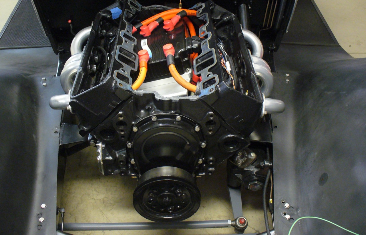 eV8 high-torque synchronous electric motor inside the small block casting